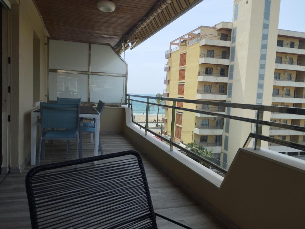Atico Frente Al Mar Con Parking Para 5 Personas Calafell Exterior foto